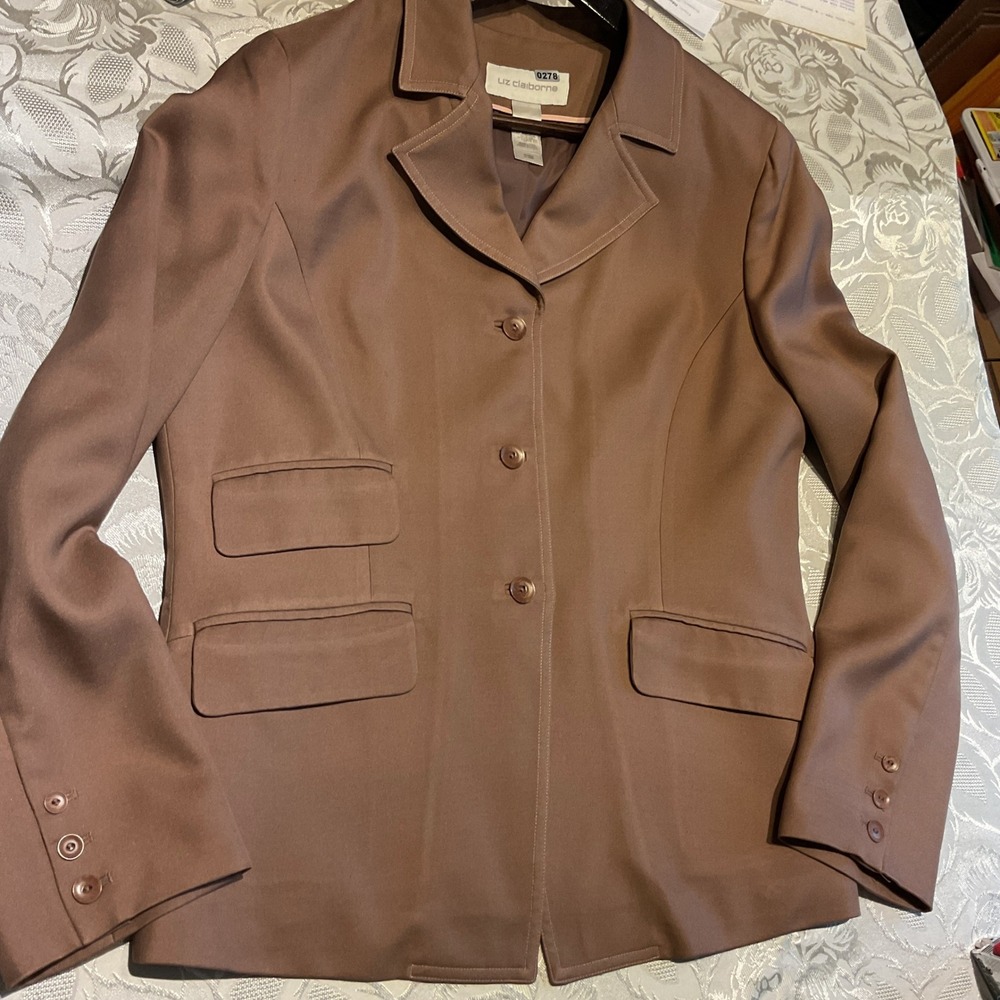 Liz Claiborne Blazer Women 12 Brown Excellent 100% Silk 3-Button Flap Pockets